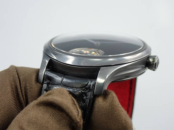 H.モーザー エンデバー トゥールビヨン Ref.1804-1206 ベンタブラック文字盤 美品 M7M3SA8Y