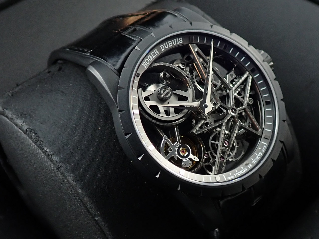 Roger Dubuis Excalibur 42 Microrotor Automatic Skeleton &lt;Warranty, Box, etc.&gt;