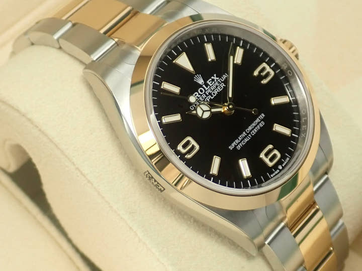 ロレックス エクスプローラー36 Ref.124273 ステンレススチール/イエローゴールド ブラック文字盤