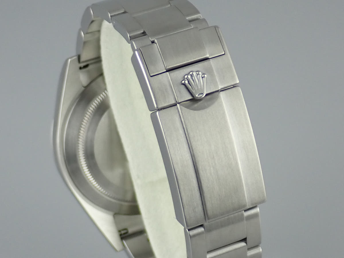 ロレックス エクスプローラー Ref.214270 ブラック文字盤 中古 explorer-169