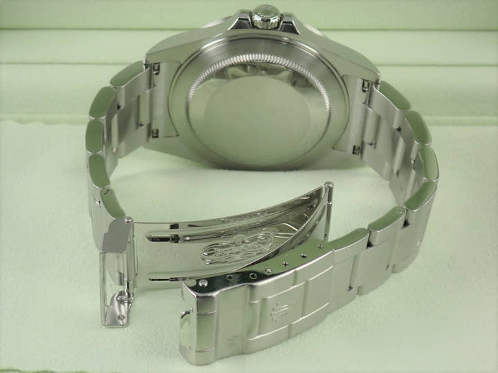 Rolex Explorer II Ref.16570 White Dial Used explorer-175