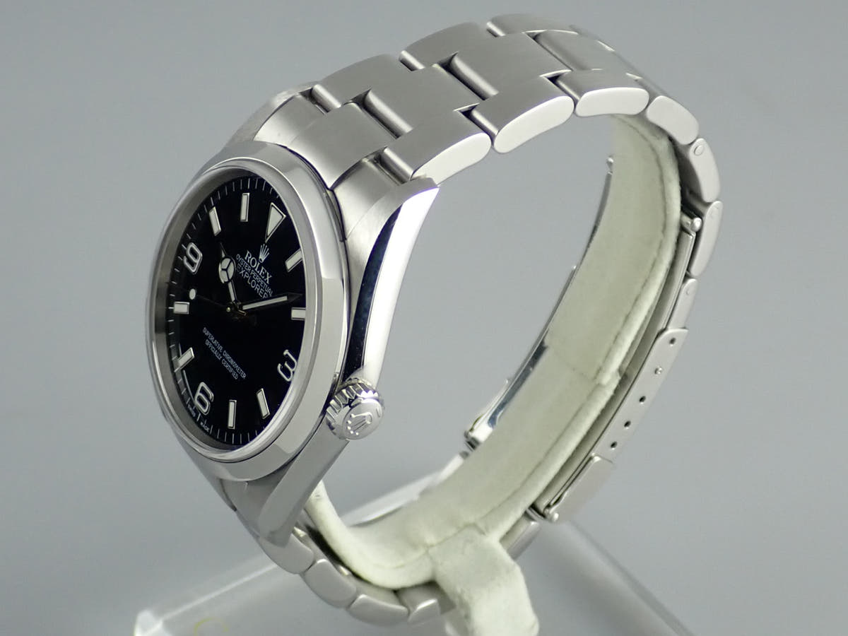 ロレックス エクスプローラーI Ref.114270 ブラック文字盤 中古 explorer-215