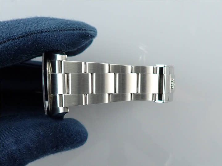 ロレックス エクスプローラーI 鏡面ブラックアウト Ref.214270 ステンレススチール ブラック文字盤