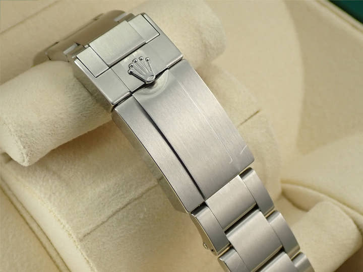 ロレックス エクスプローラーI 鏡面ブラックアウト Ref.214270 ステンレススチール ブラック文字盤