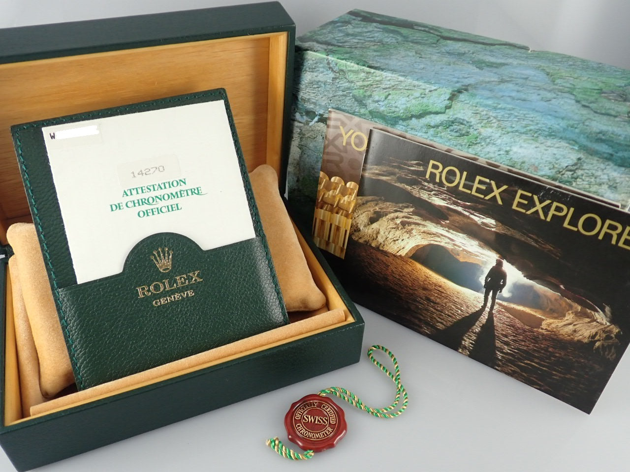 Rolex Explorer I W serial number &lt;Warranty, box, etc.&gt;