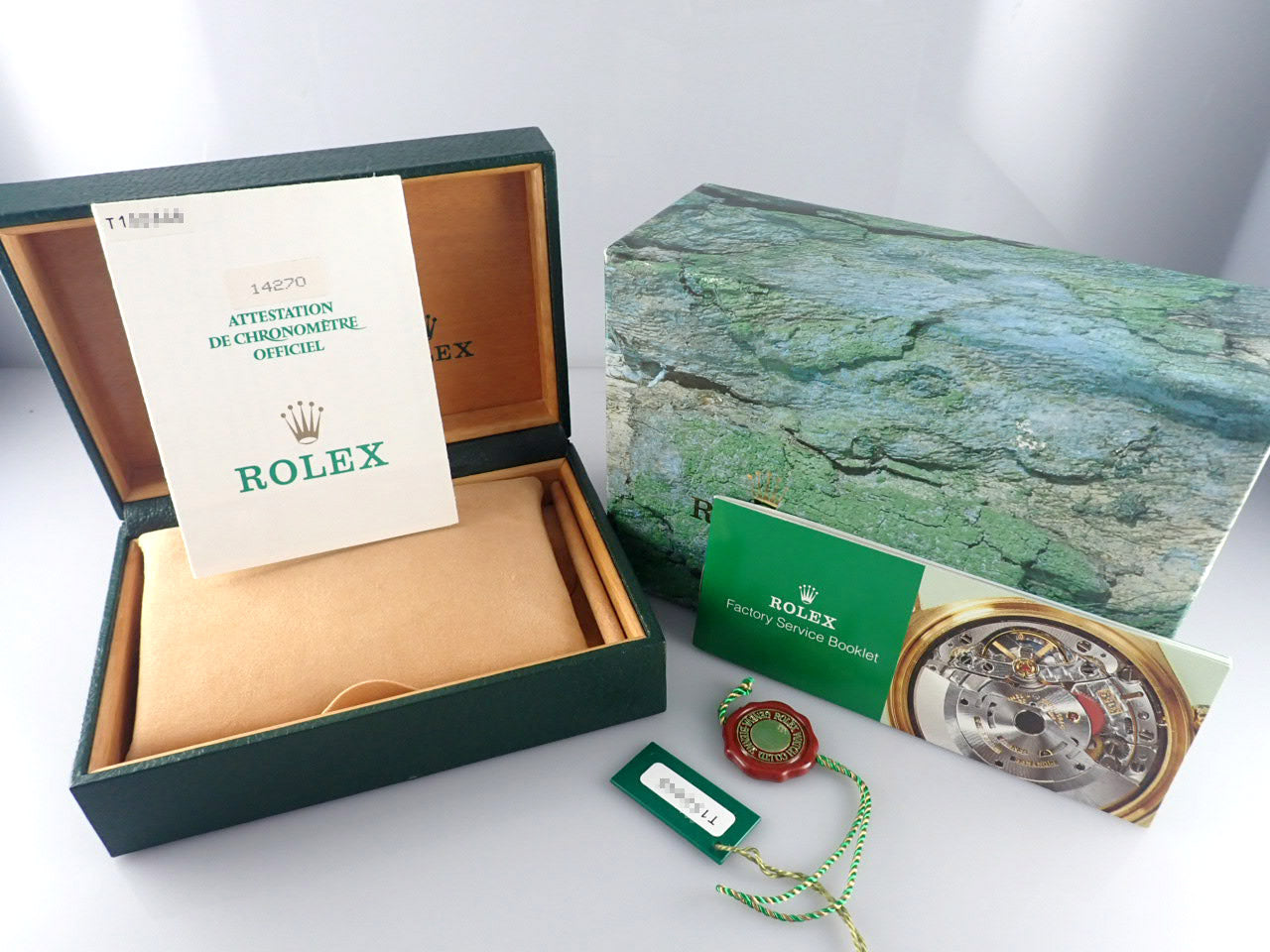 Rolex Explorer I T serial number &lt;Warranty, box, etc.&gt;