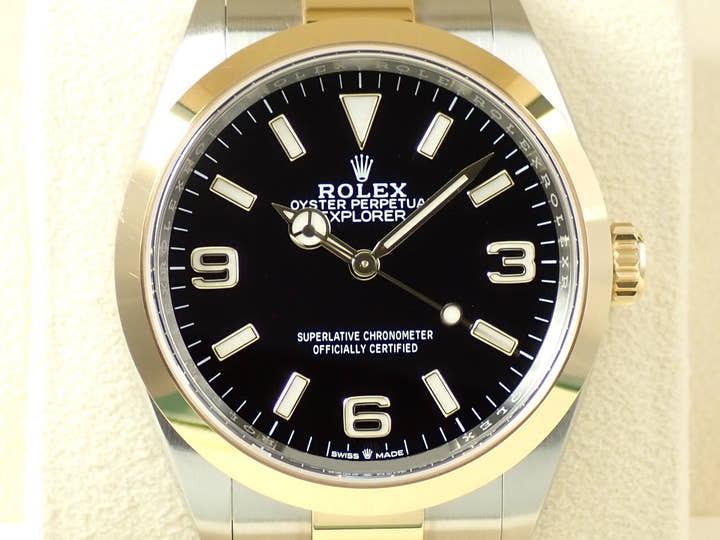 ロレックス エクスプローラー36 Ref.124273 ステンレススチール/イエローゴールド ブラック文字盤