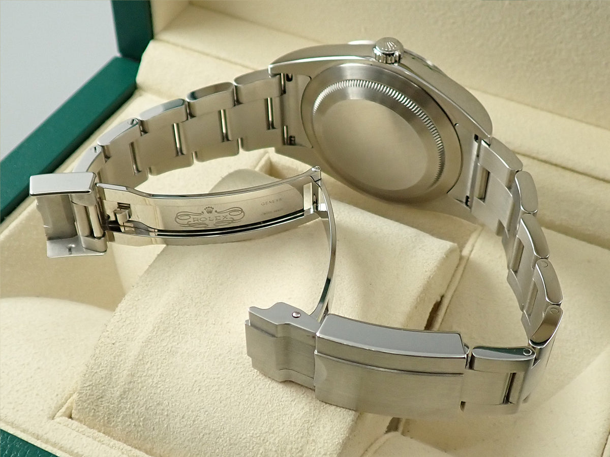 ロレックス エクスプローラーI ブラックアウト 鏡面バックル Ref.214270 ブラック文字盤 中古 X25XP85U