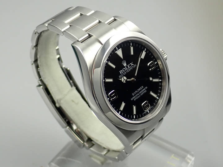 ロレックス エクスプローラー Ref.214270 ブラック文字盤 中古 explorer-337