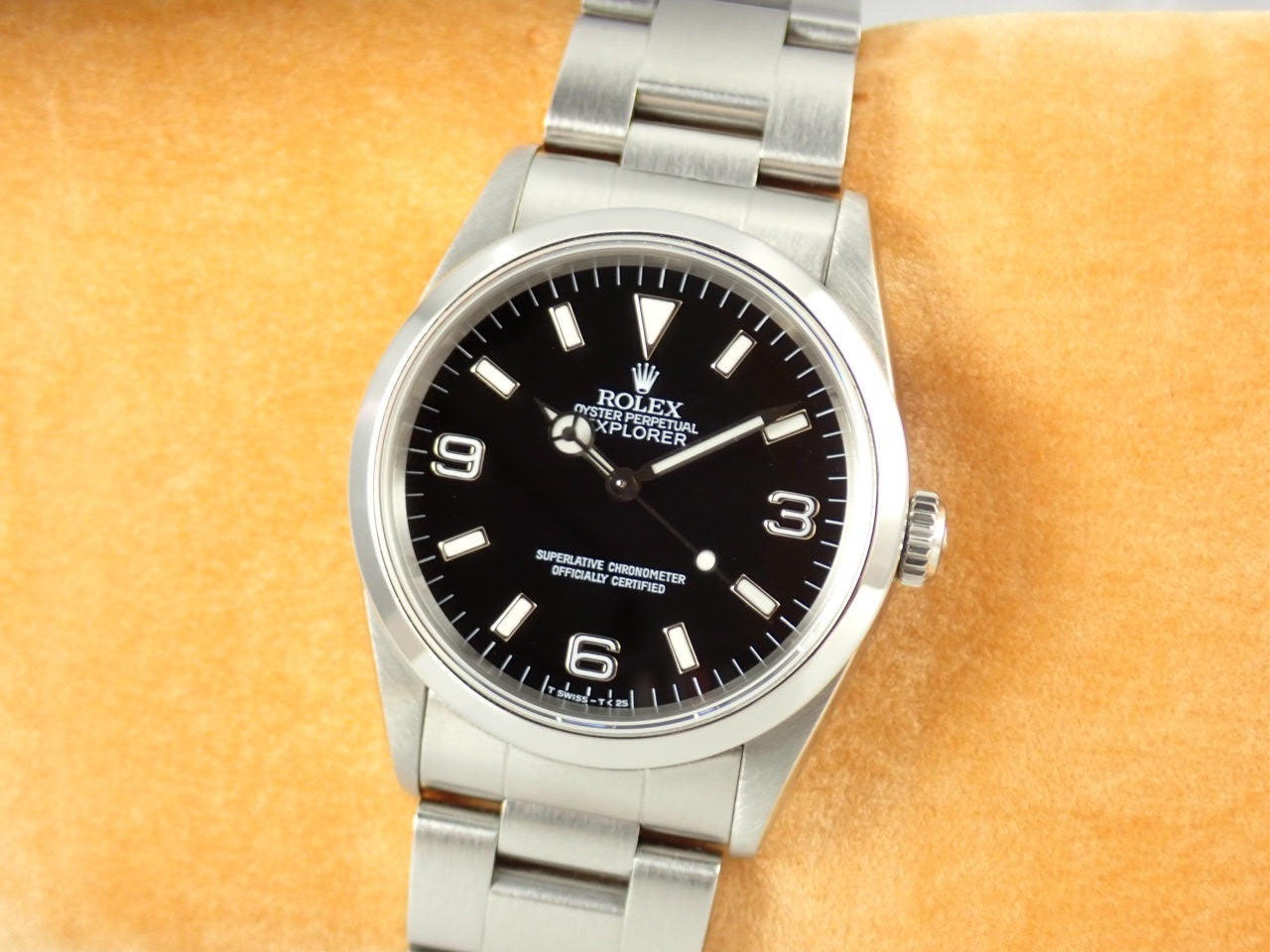 Rolex Explorer I T serial number &lt;Warranty, box, etc.&gt;