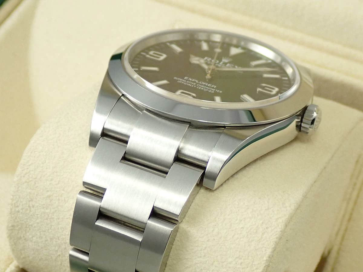 ロレックス エクスプローラーI Ref.214270 ブラック文字盤 中古 9P03JX5L