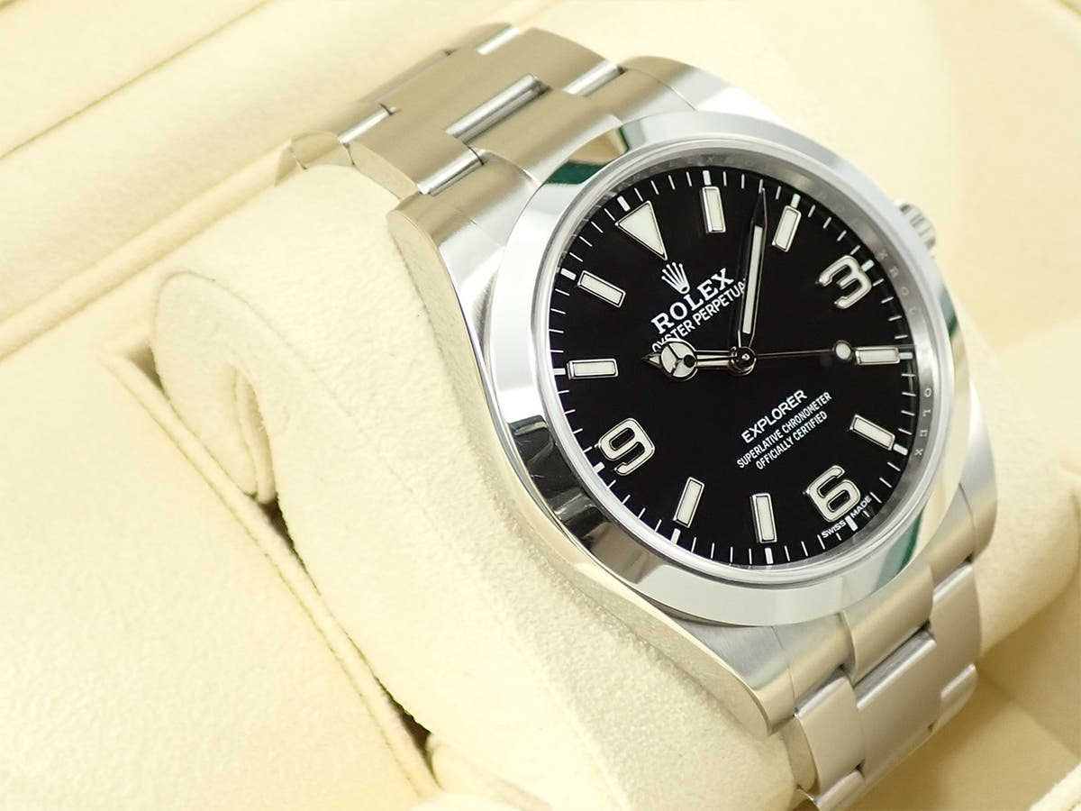 ロレックス エクスプローラーI Ref.214270 ブラック文字盤 中古 9P03JX5L