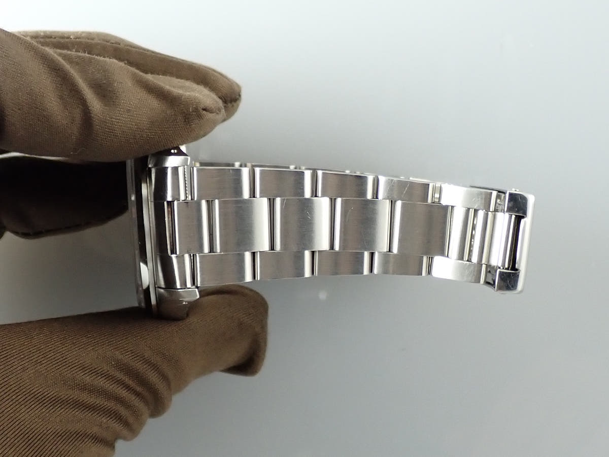 ロレックス エクスプローラーI Ref.14270 ブラック文字盤 中古 16YX40H7