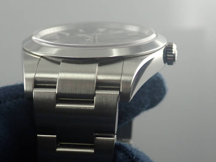 ロレックス エクスプローラー Ref.214270 ブラック文字盤 中古 explorer-354