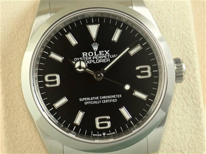 Rolex Explorer Ref.124270 Black Dial Unused explorer-356