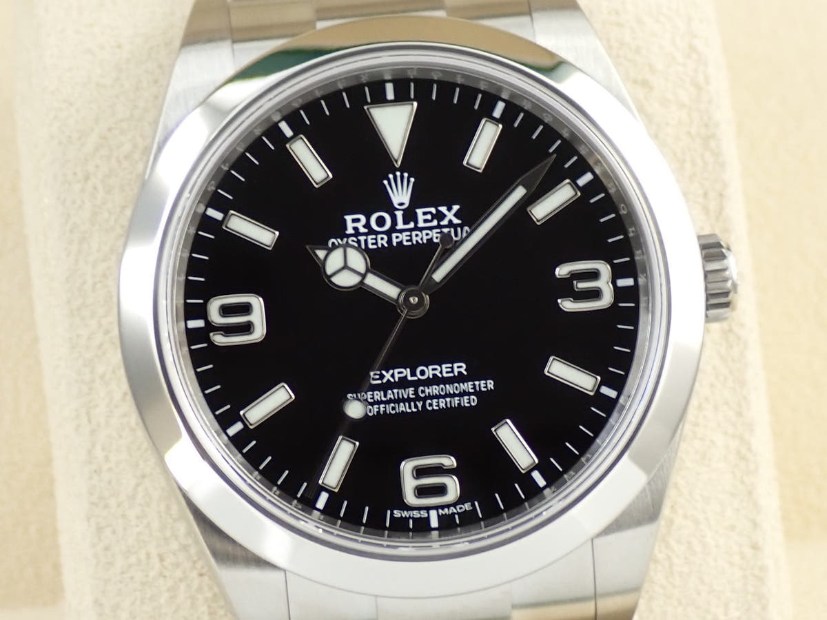 ロレックス エクスプローラーI Ref.214270 ブラック文字盤 美品 2XJL24M8