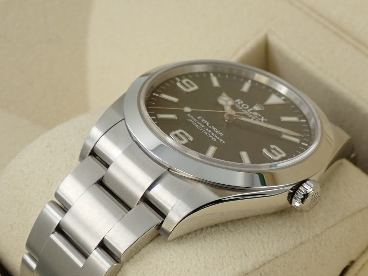 ロレックス エクスプローラーI Ref.214270 ブラック文字盤 美品 2XJL24M8