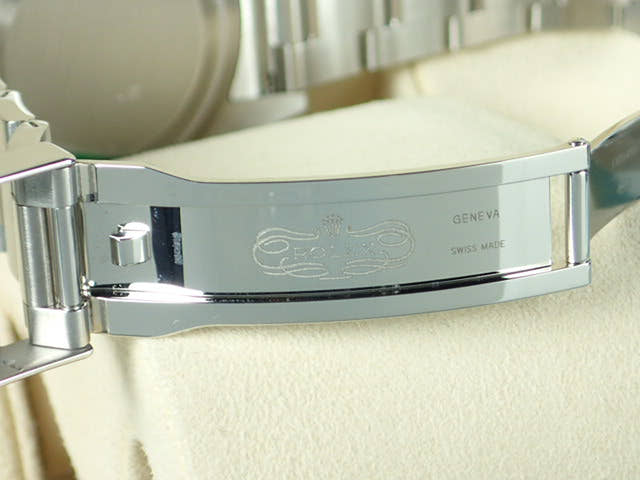 ロレックス エクスプローラー Ref.214270 ブラック文字盤 中古 explorer-64