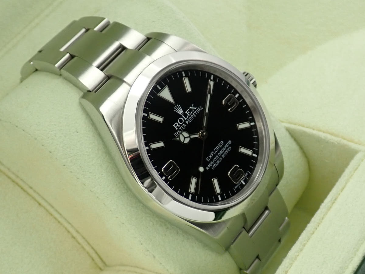 ロレックス エクスプローラーI Ref.214270 ブラック文字盤 中古 P5YWS5A8