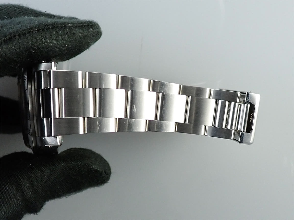 ロレックス エクスプローラーII Ref.1655 ブラック文字盤 中古 0LY8UVA1