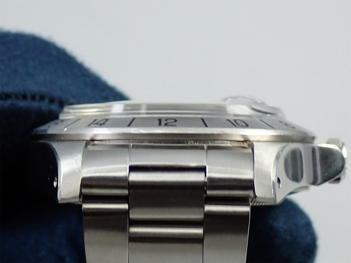 ロレックス エクスプローラーII Ref.1655 ブラック文字盤 中古 0M5JY7C2