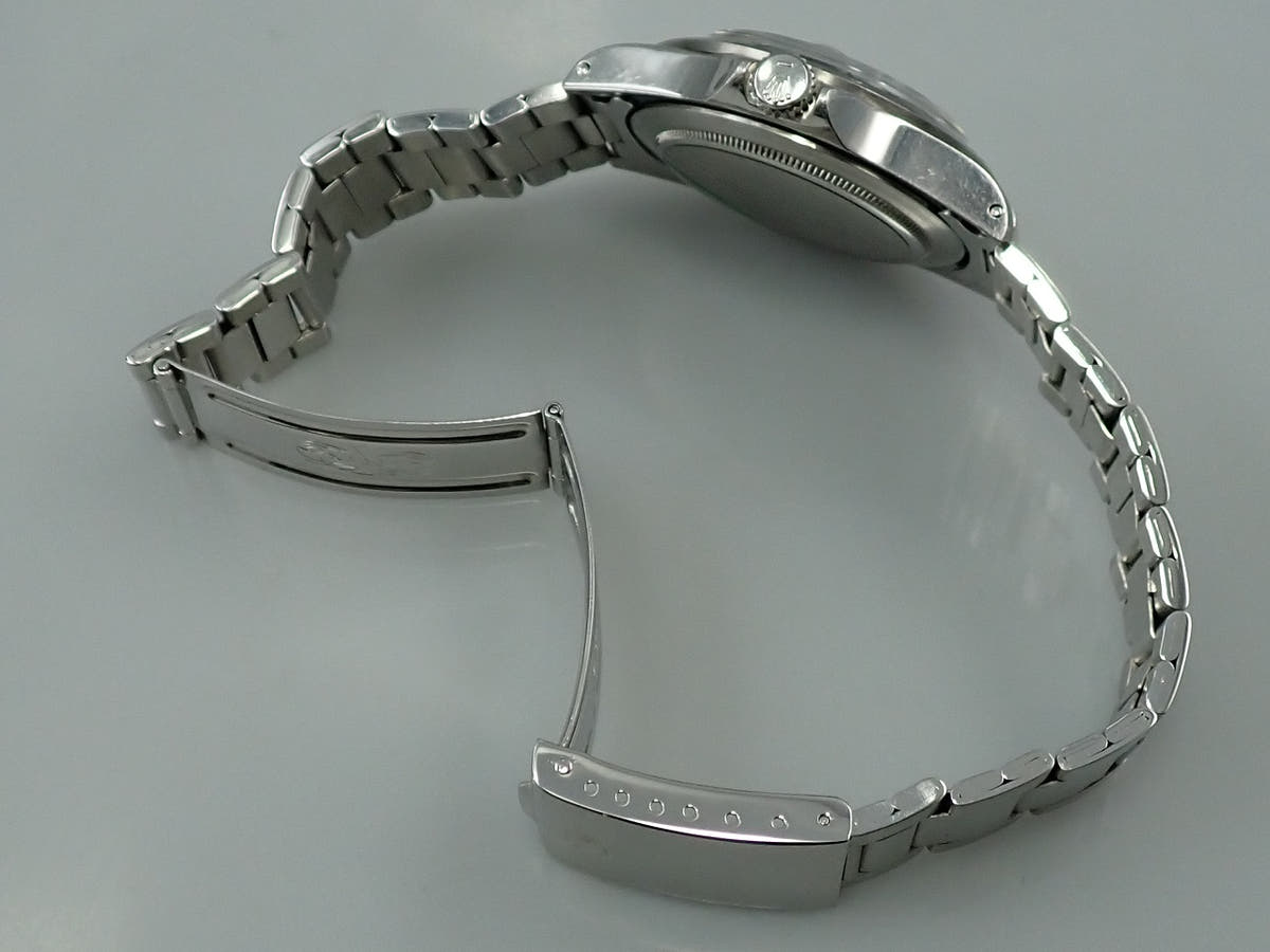 ロレックス エクスプローラーII Ref.1655 ブラック文字盤 中古 K0963052