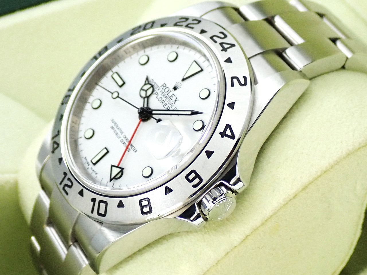 Rolex Explorer II Ref.16570 SS White Dial