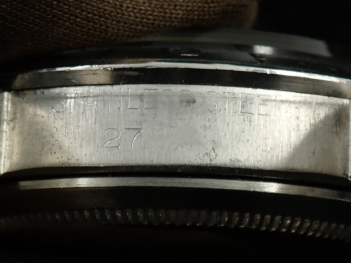 ロレックス エクスプローラーII Ref.1655 ブラック文字盤 中古 9YR1PACM