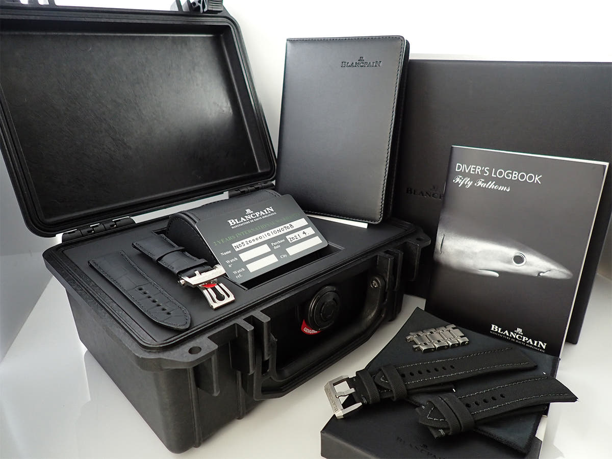 Blancpain Fifty Fathoms Bathyscaphe Flyback Chronograph Ref.5200-1110-70B Black Dial Excellent Condition X27L80PX
