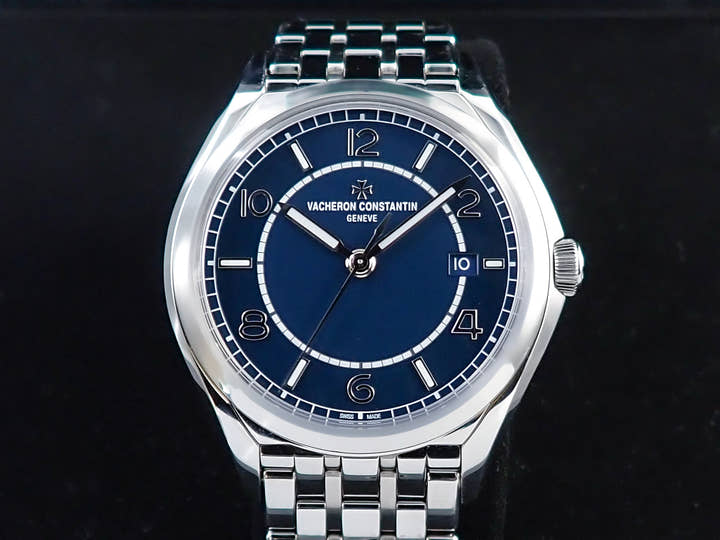 ヴァシュロンコンスタンタン フィフティーシックス オートマティック Ref.4600E/110A-B487 ブルー文字盤 中古 Y8X4K2L3