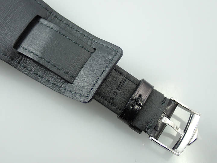 タグホイヤー カレラ フラグメント Ref.CBK221A.EB0171 ブラック文字盤 中古 663L5UM8