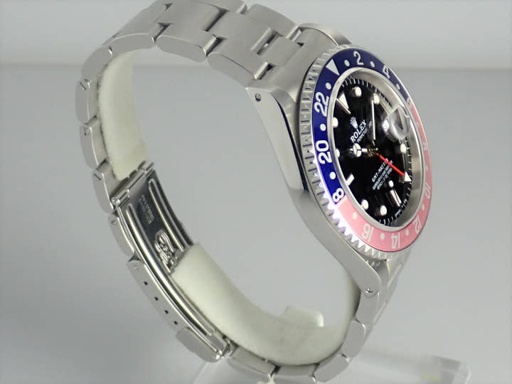 ロレックス GMTマスター Ref.16700 ブラック文字盤 中古 gmt-master-144 オイスターブレスレット