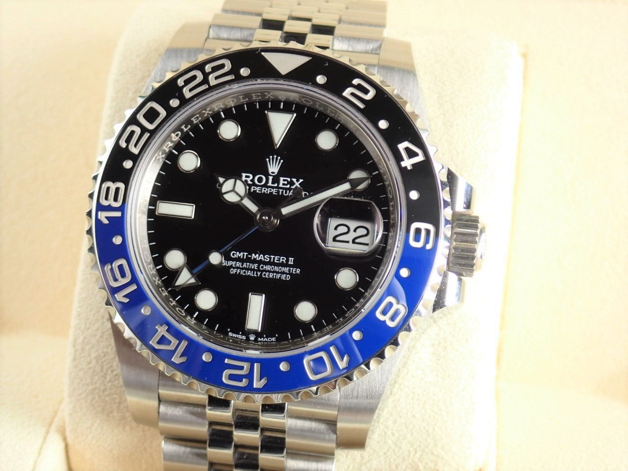 Rolex GMT Master II Blue and Black Bezel &lt;Warranty, Box, etc.&gt;