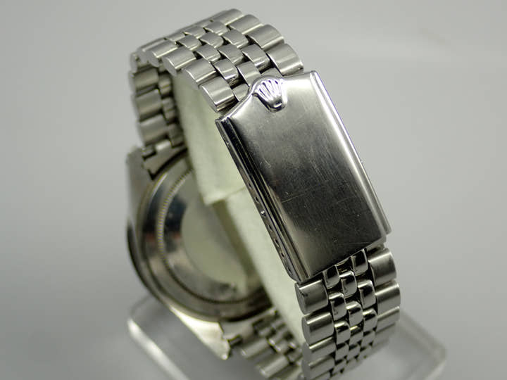 ロレックス GMTマスター Ref.1675 ステンレススチール ブラック文字盤 ジュビリーブレスレット 中古 9PUKCYMF