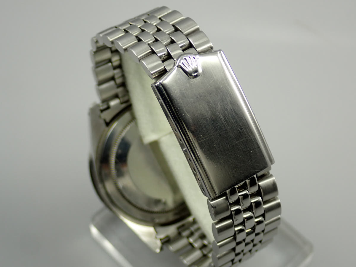 ロレックス GMTマスター Ref.1675 ブラック文字盤 中古 9PUKCYMF