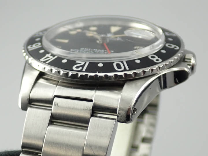 ロレックス GMTマスター Ref.1675 ステンレススチール ブラック文字盤 オイスターブレスレット 中古 7XT1VRRM