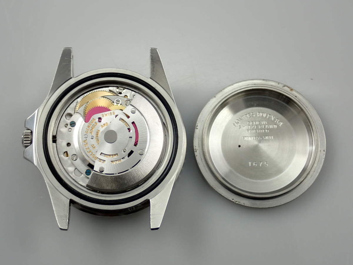 ロレックス GMTマスター Ref.1675 ブラック文字盤 中古 8W806189