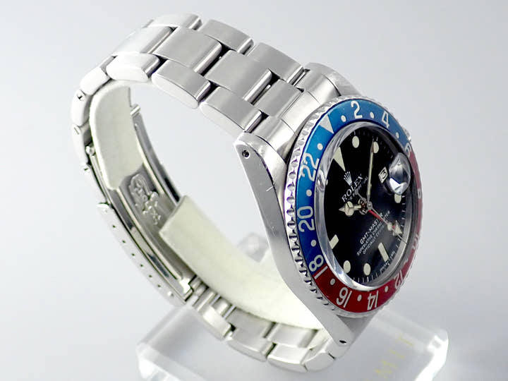 ロレックス GMTマスター Ref.1675 ブラック文字盤 中古 gmt-master-180 オイスターブレスレット
