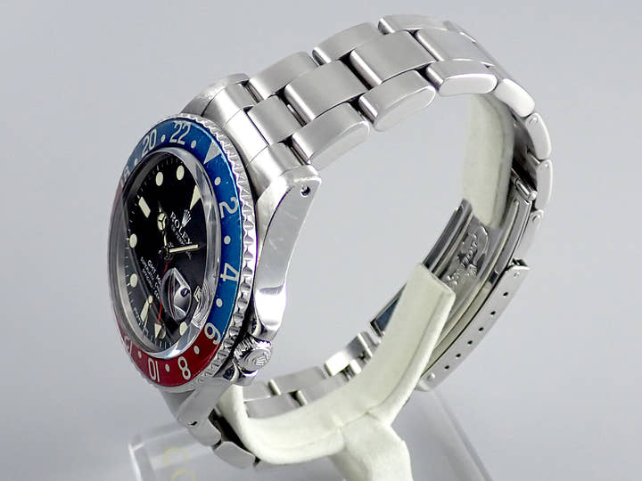 ロレックス GMTマスター Ref.1675 ブラック文字盤 中古 gmt-master-180 オイスターブレスレット