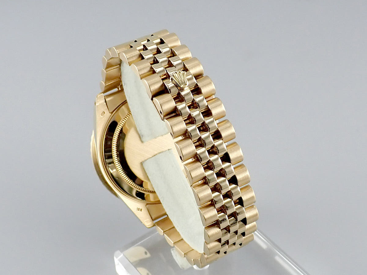 ロレックス GMTマスター Ref.16758 ブラック文字盤 中古 gmt-master-183