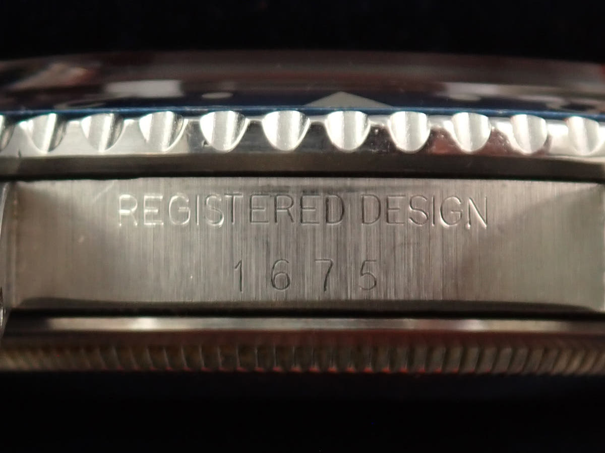 ロレックス GMTマスター Ref.1675 ブラック文字盤 中古 M70XVR2L