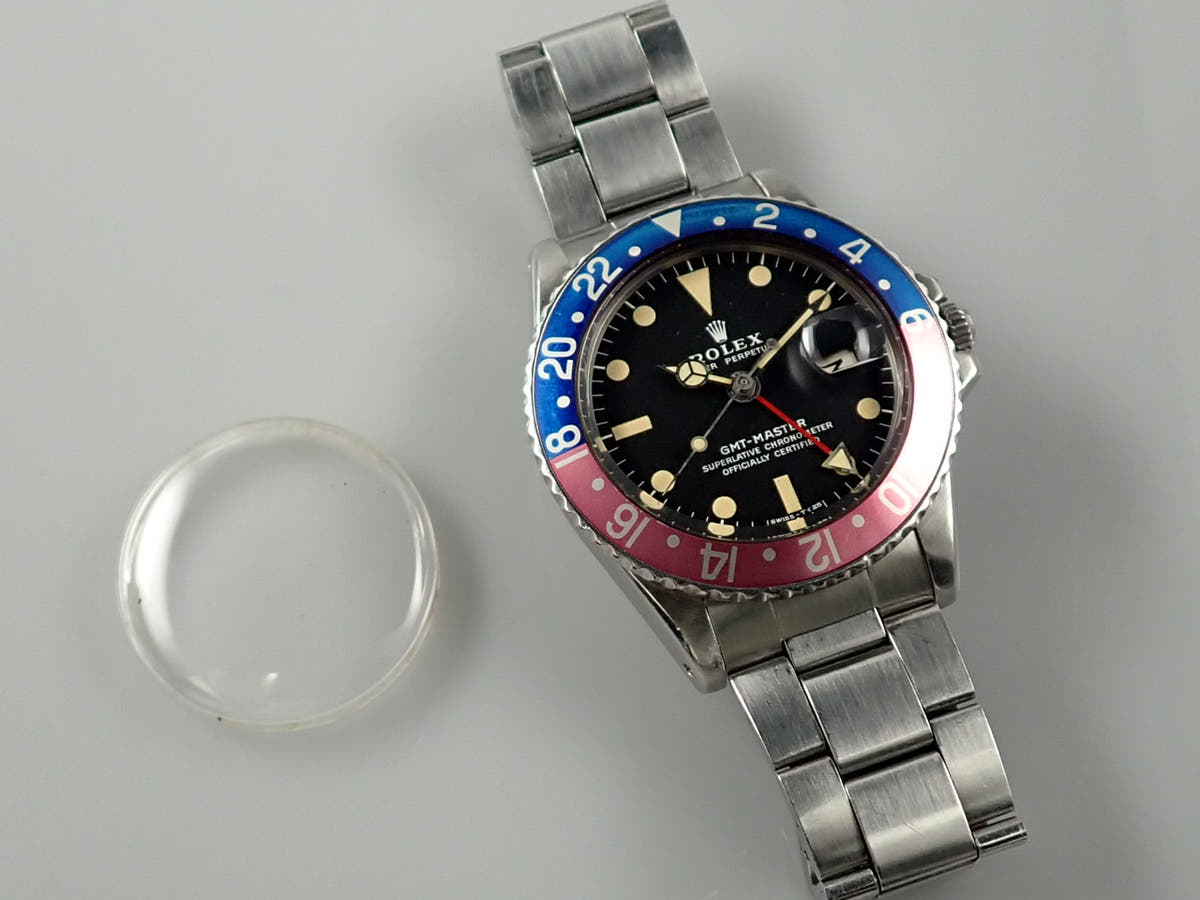 ロレックス GMTマスター Ref.1675 ブラック文字盤 中古 gmt-master-194