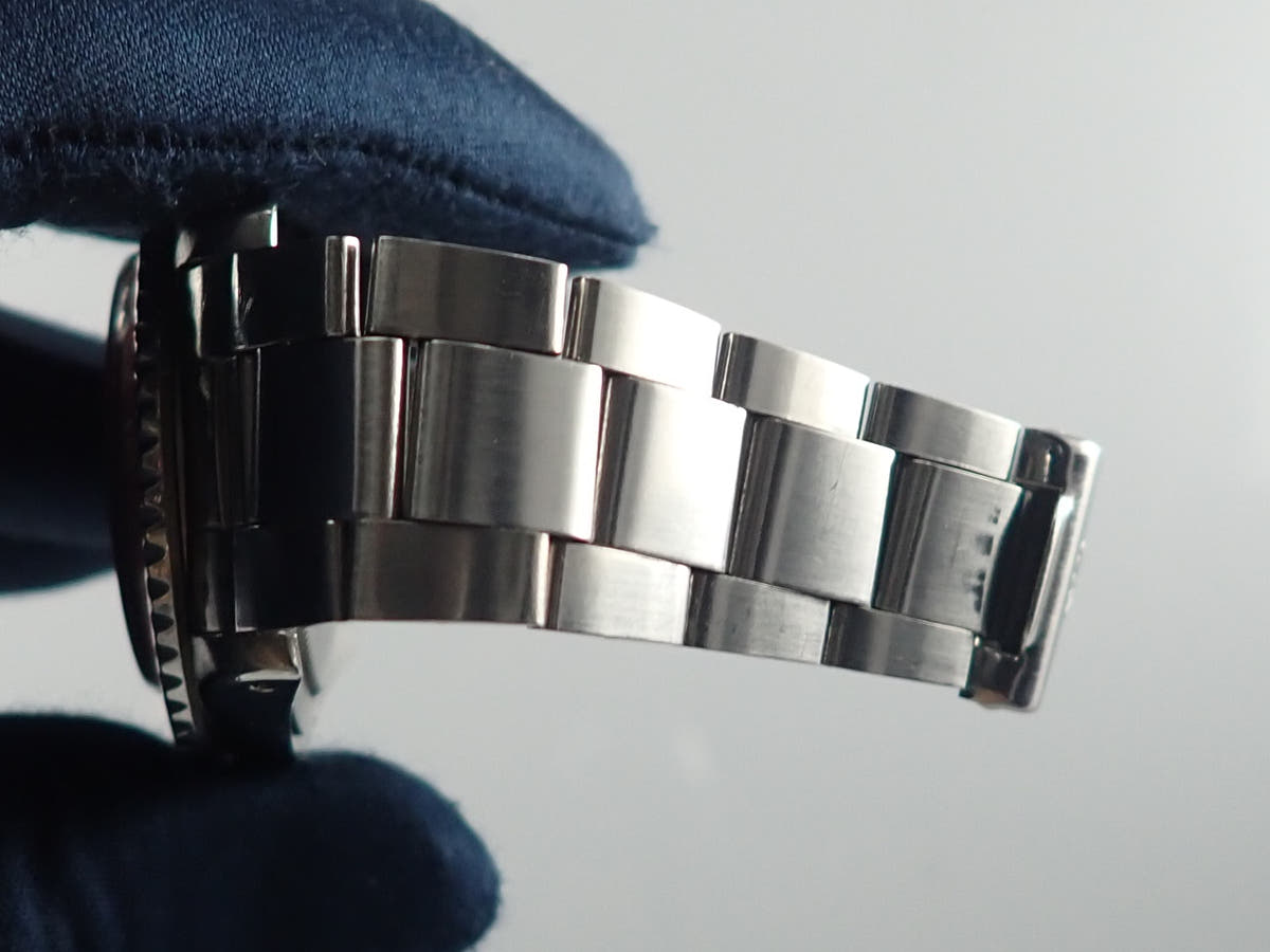 ロレックス GMTマスター Ref.1675 ブラック文字盤 中古 gmt-master-194
