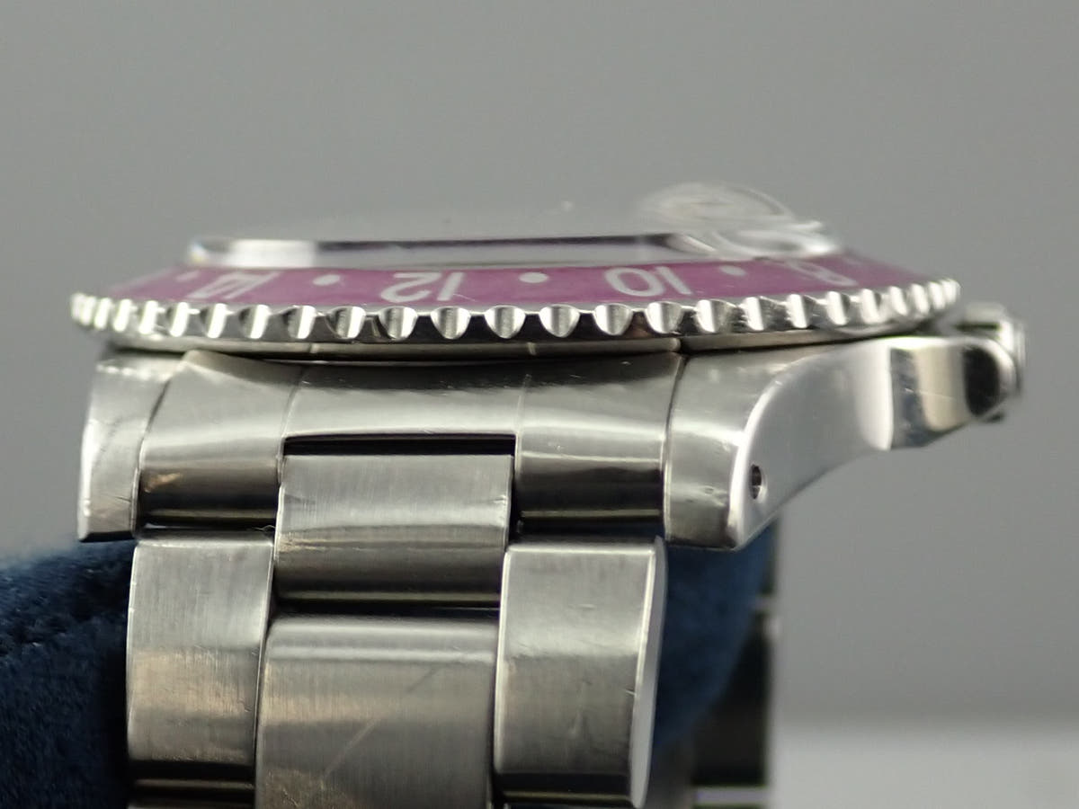 ロレックス GMTマスター Ref.1675 ブラック文字盤 中古 42582AAY