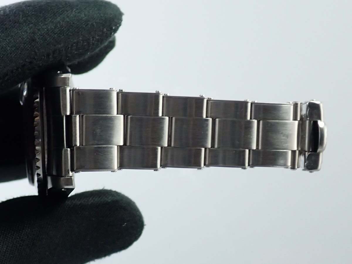 ロレックス GMTマスター Ref.1675 ブラック文字盤 中古 V22T7815