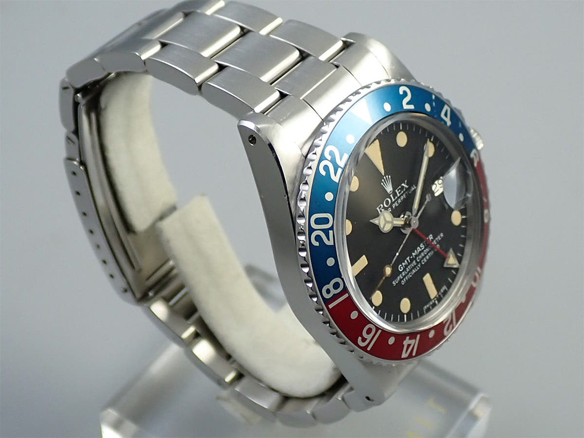 ロレックス GMTマスター Ref.1675 ブラック文字盤 中古 UU1PS9R6