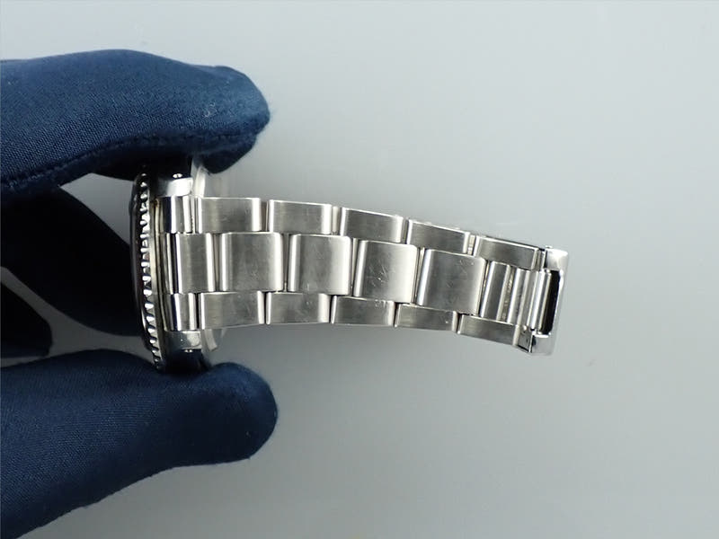 ロレックス GMTマスター Ref.1675 ブラック文字盤 中古 H7A4FVY2