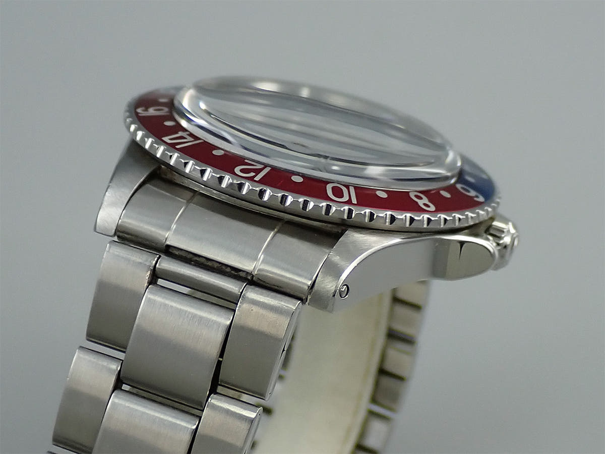 Rolex GMT Master Ref.1675 Black Dial Used URR5X5XJ