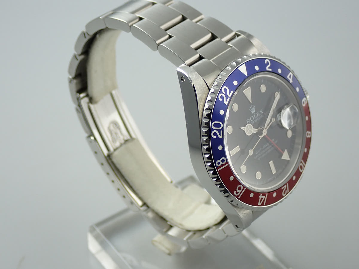 ロレックス GMTマスター Ref.16700 ブラック文字盤 中古 FKVR76TV