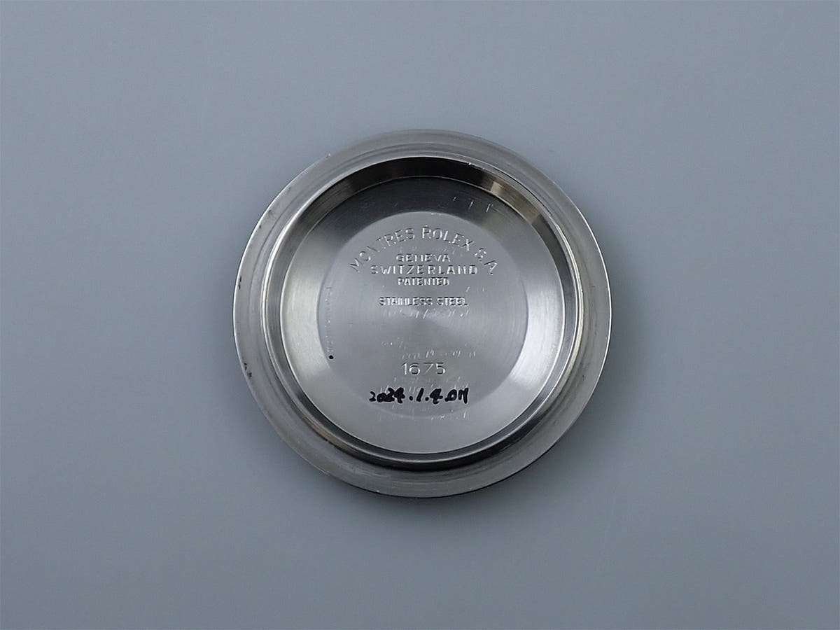 ロレックス GMTマスター Ref.1675 ブラック文字盤 中古 F724H2X1